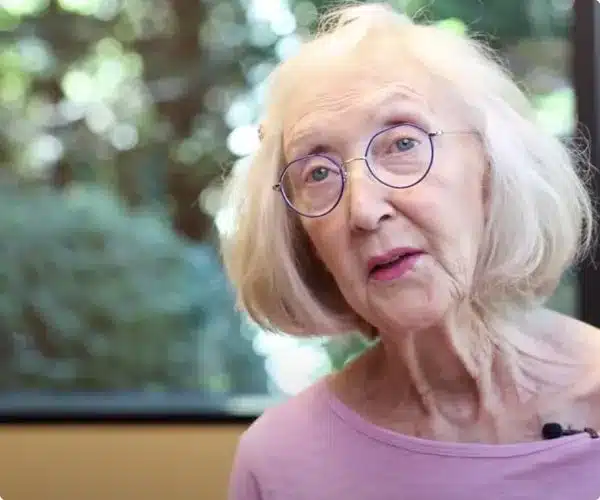 5 star patient video review on Issaquah Dentist